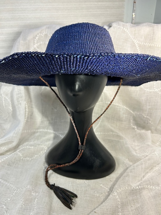 Handmade Accessories - Straw summer hat with leather ties